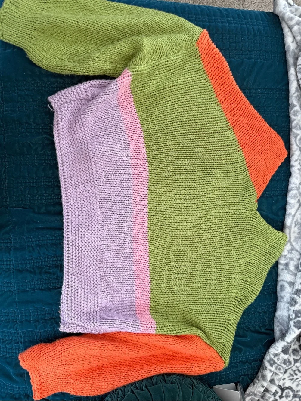 DAVI & DANI Colorblock Knit V-Neck Sweater - Green Pink Orange Purple